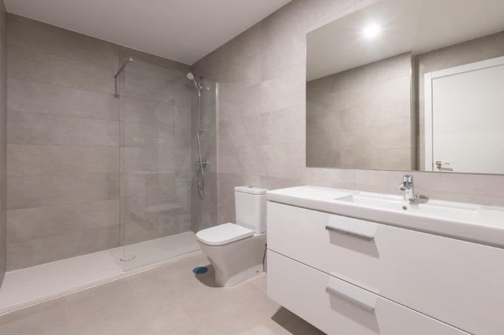 2 sovrum Lägenhet till salu i Malaga stad med pool garage - 775 000 € (Ref: 10118682)