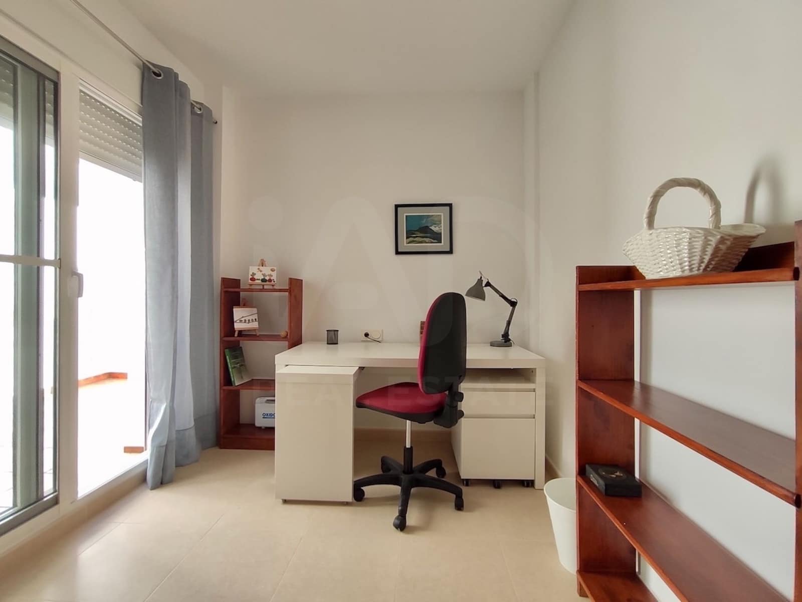 4 bedroom Villa for rent in Valencia city with garage - € 1,800 (Ref: 10119973)