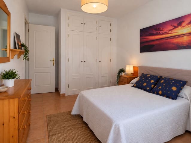 2 bedroom Apartment for sale in El Peñoncillo, Torrox with pool - € 280,000 (Ref: 10120913)