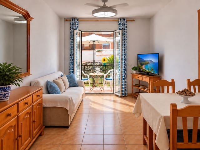 2 bedroom Apartment for sale in El Peñoncillo, Torrox with pool - € 280,000 (Ref: 10120913)