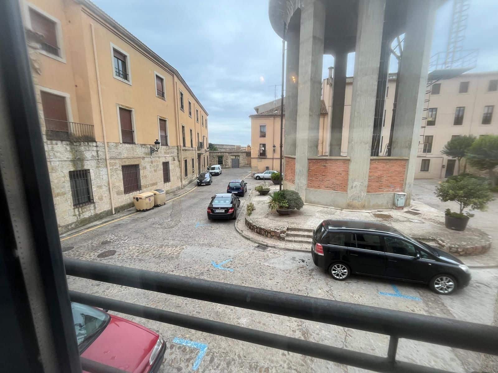 3 bedroom Apartment for sale in Ciudad Rodrigo with garage - € 140,000 (Ref: 10120914)