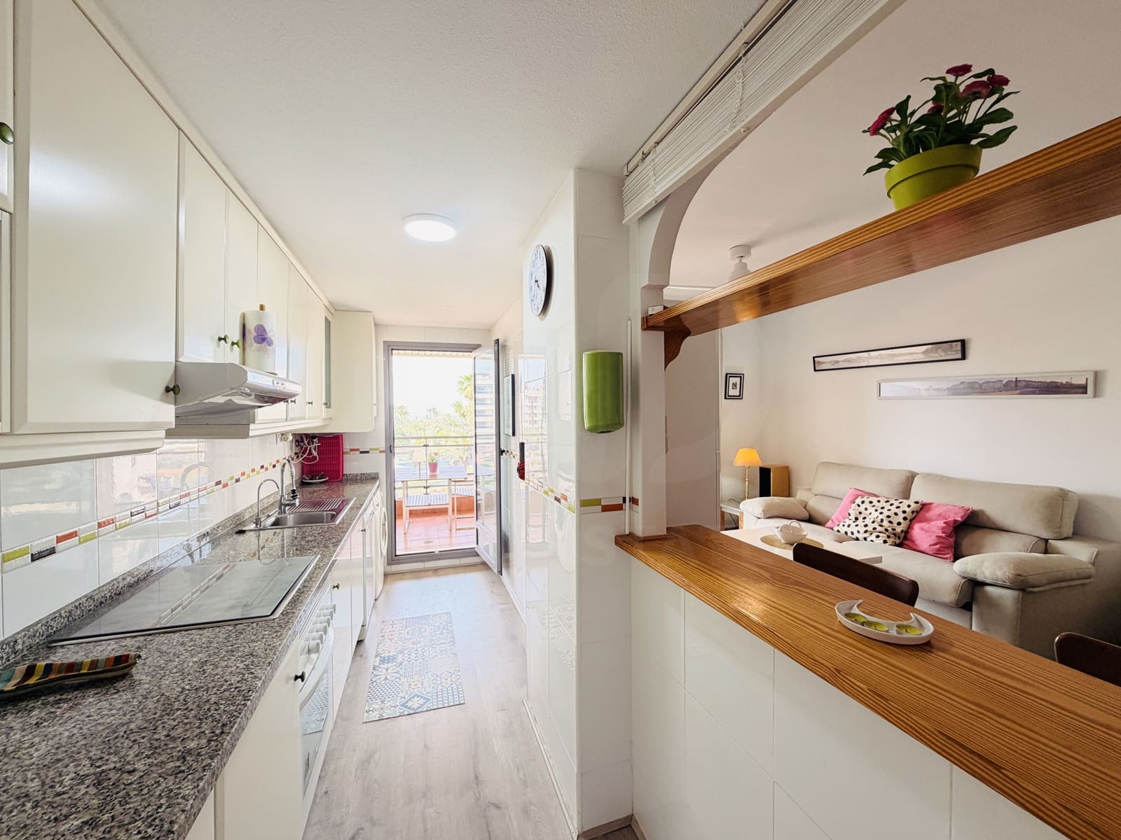 1 soveværelse Lejlighed til salg i Arenales del Sol med swimmingpool garage - € 219.000 (Ref: 10120917)