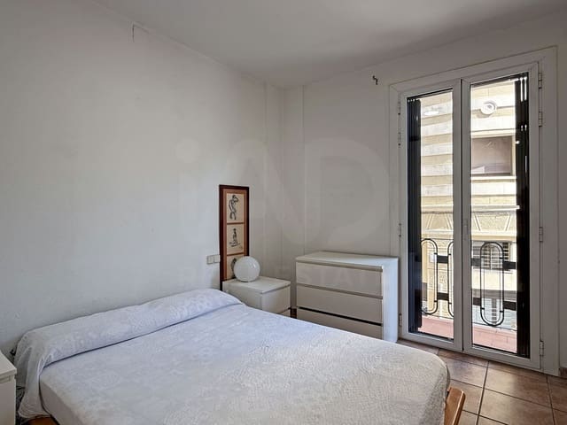 3 makuuhuone Huoneisto myytävänä paikassa Sants, Barcelona kaupunki - 332 000 € (Ref: 10120922)