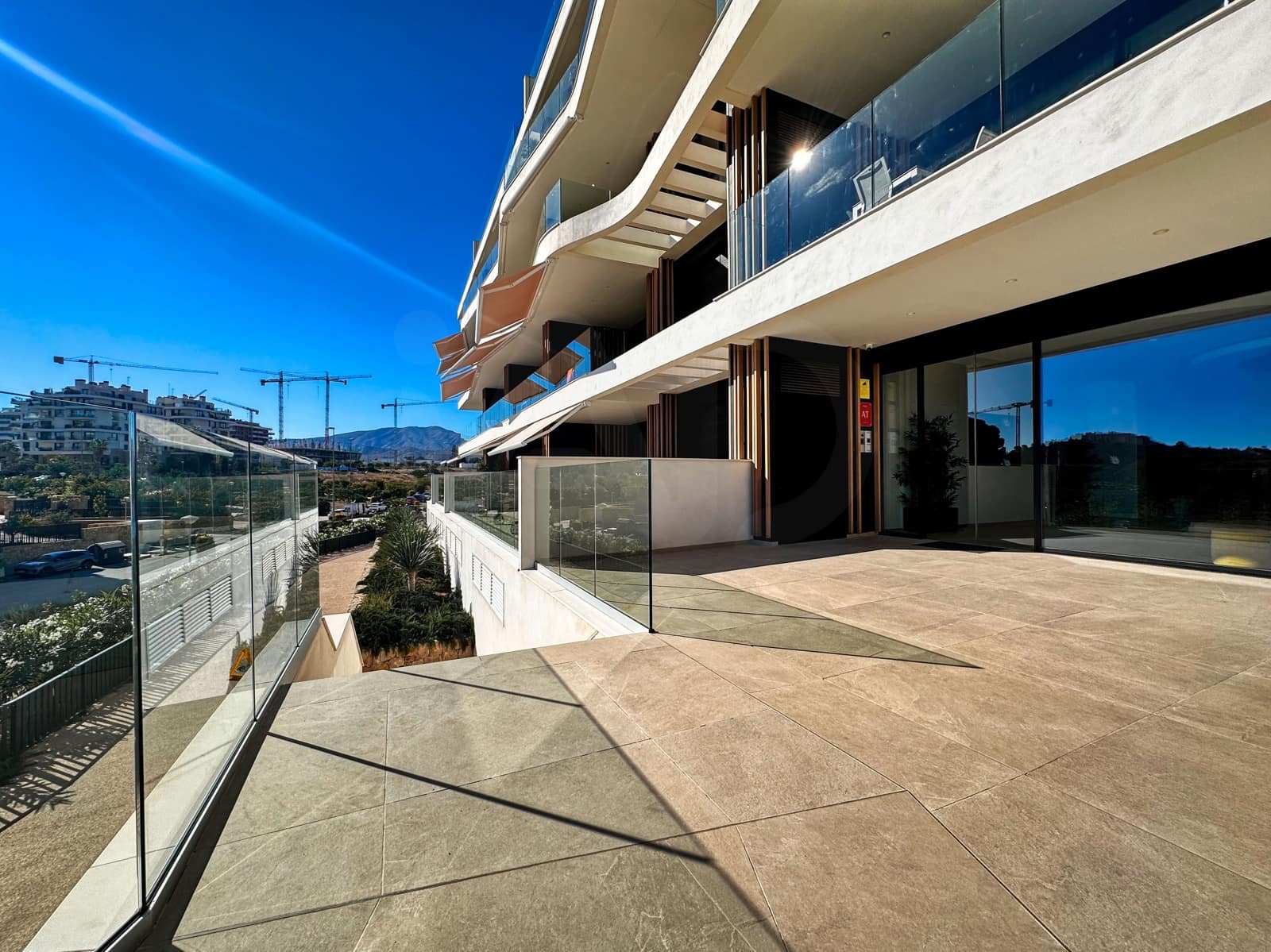 2 soveværelse Lejlighed til salg i La Villajoyosa / Vila Joiosa med swimmingpool - € 649.000 (Ref: 10120923)