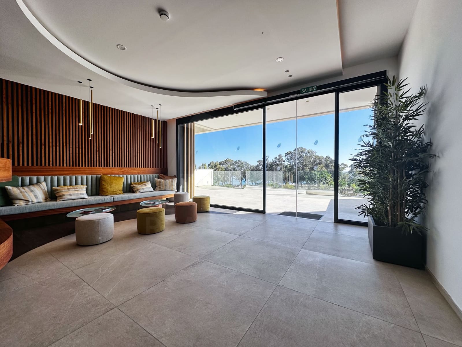 2 soveværelse Lejlighed til salg i La Villajoyosa / Vila Joiosa med swimmingpool - € 649.000 (Ref: 10120923)