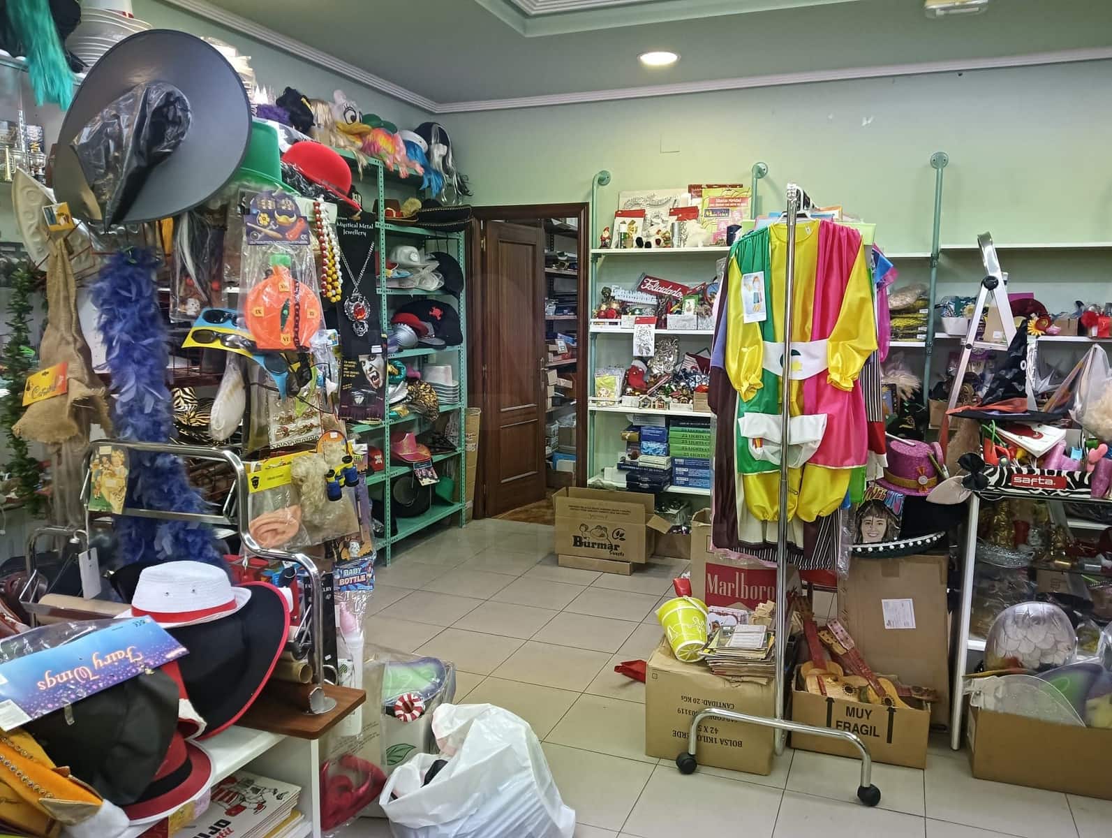 Commercial for sale in La Baneza - € 80,000 (Ref: 10120929)