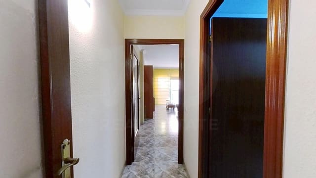 3 bedroom Apartment for sale in El Vendrell - € 139,000 (Ref: 10121193)