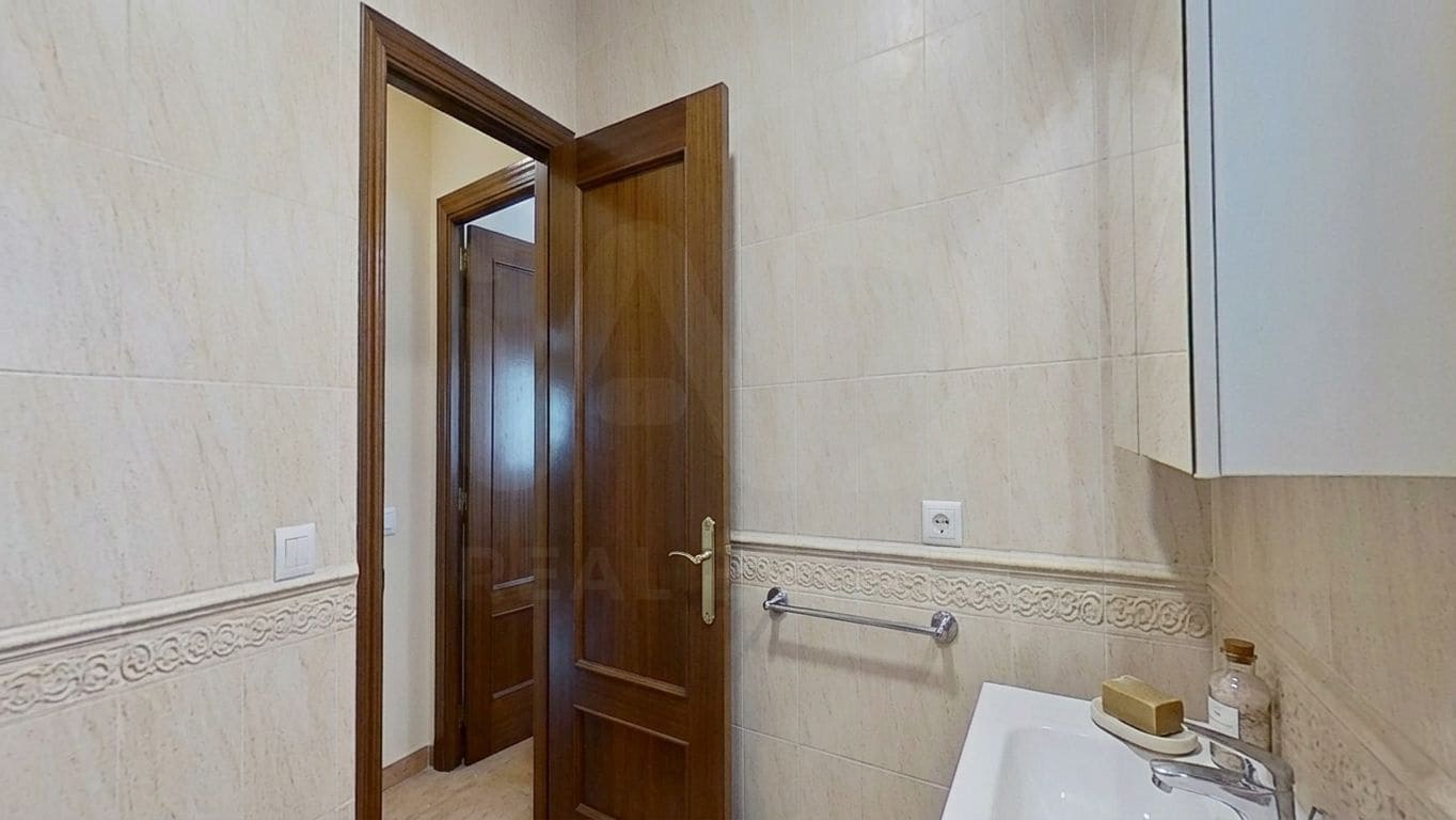 4 quarto Casa em Banda para venda em Arcos de la Frontera com garagem - 170 000 € (Ref: 10121195)