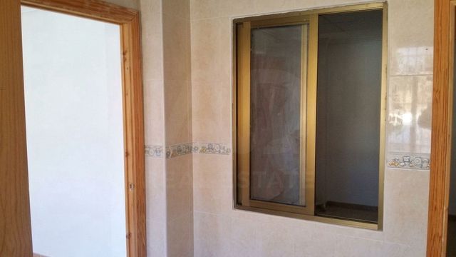 Hus til salgs i Elda - € 25 000 (Ref: 10121197)