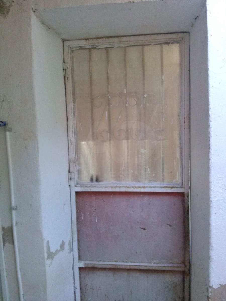 Hus til salgs i Elda - € 25 000 (Ref: 10121197)