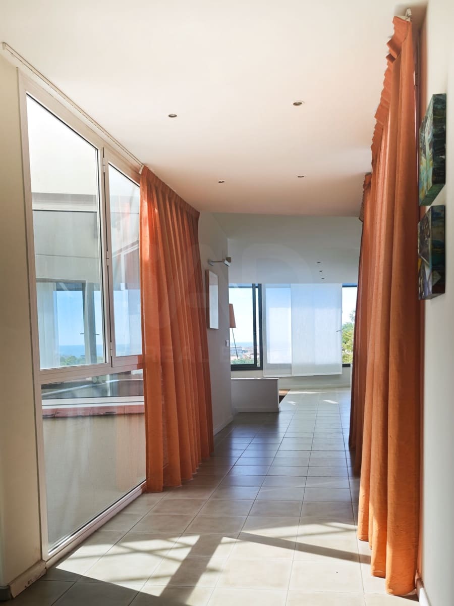 6 bedroom Townhouse for sale in Sitges with pool garage - € 1,250,000 (Ref: 10121200)