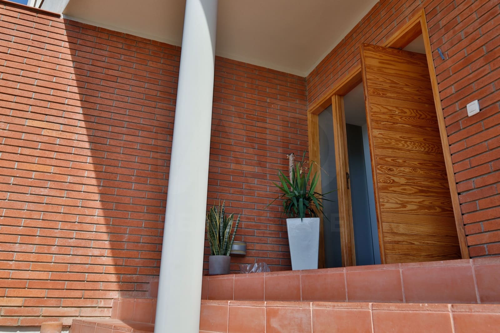 6 bedroom Townhouse for sale in Sitges with pool garage - € 1,250,000 (Ref: 10121200)