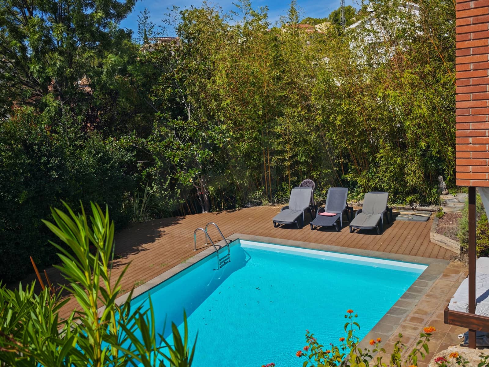 6 bedroom Townhouse for sale in Sitges with pool garage - € 1,250,000 (Ref: 10121200)