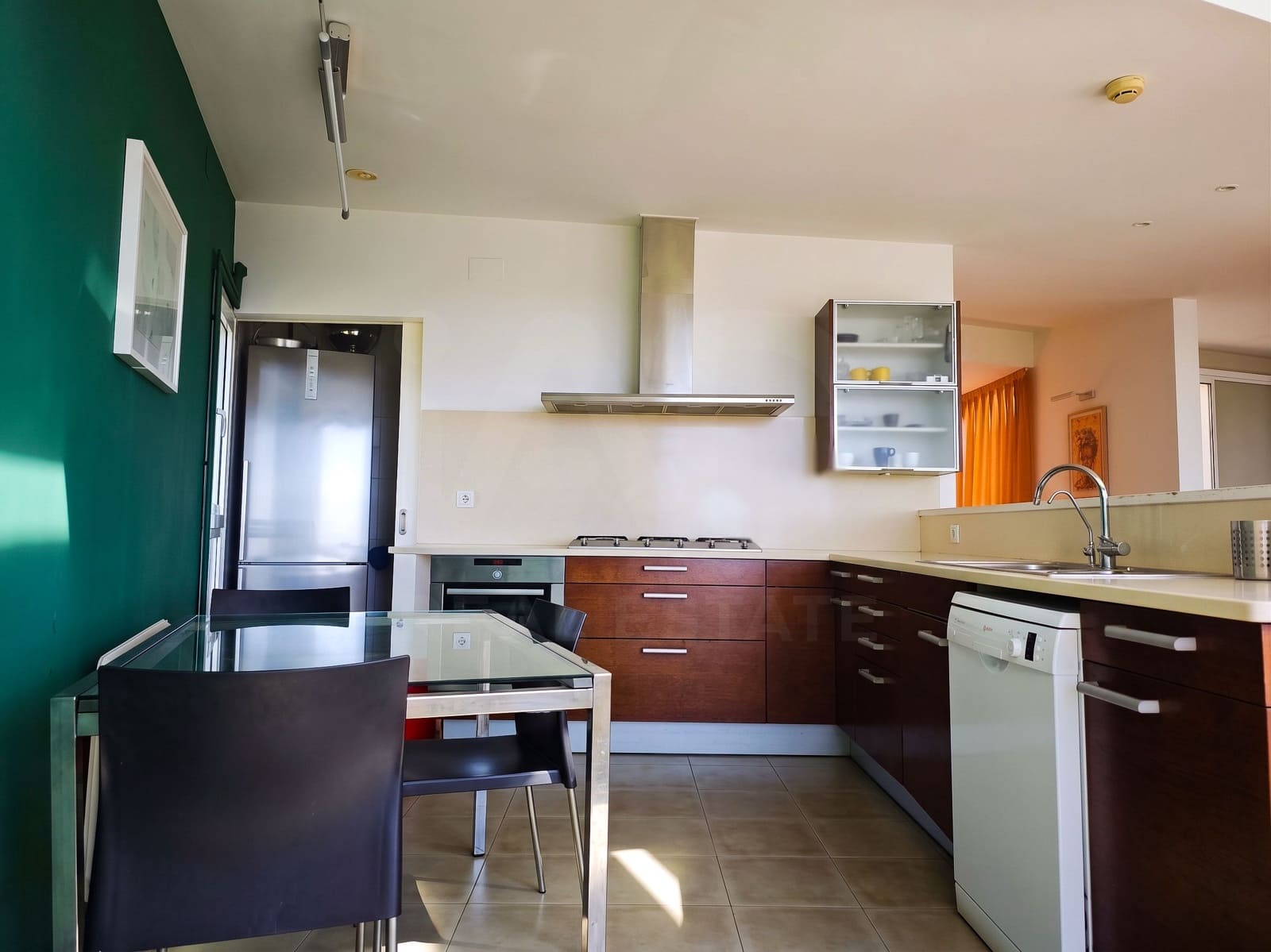 6 bedroom Townhouse for sale in Sitges with pool garage - € 1,250,000 (Ref: 10121200)