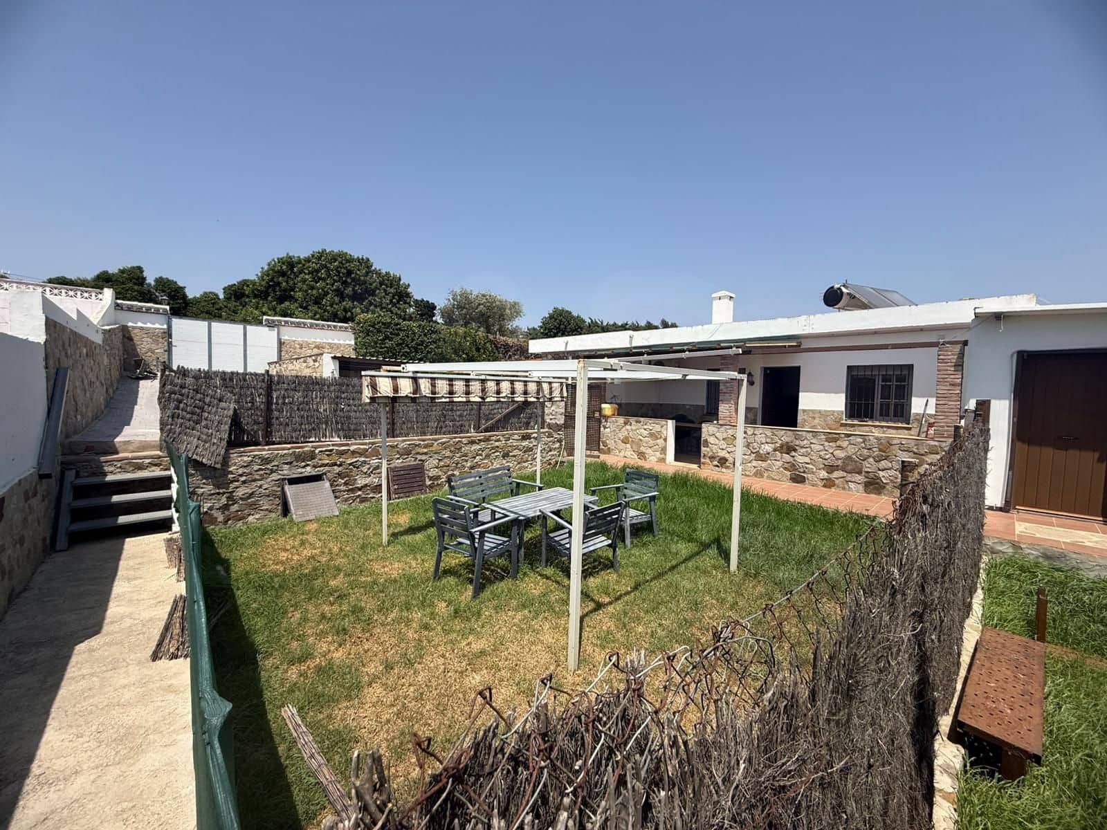 3 bedroom Finca/Country House for sale in Tarifa with garage - € 899,000 (Ref: 10121203)