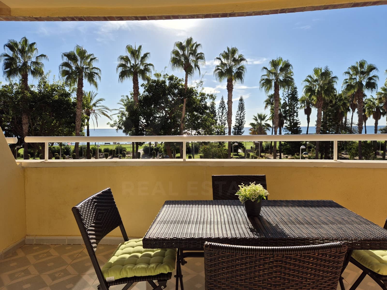 2 quarto Apartamento para venda em Oropesa  com piscina garagem - 209 000 € (Ref: 10121208)
