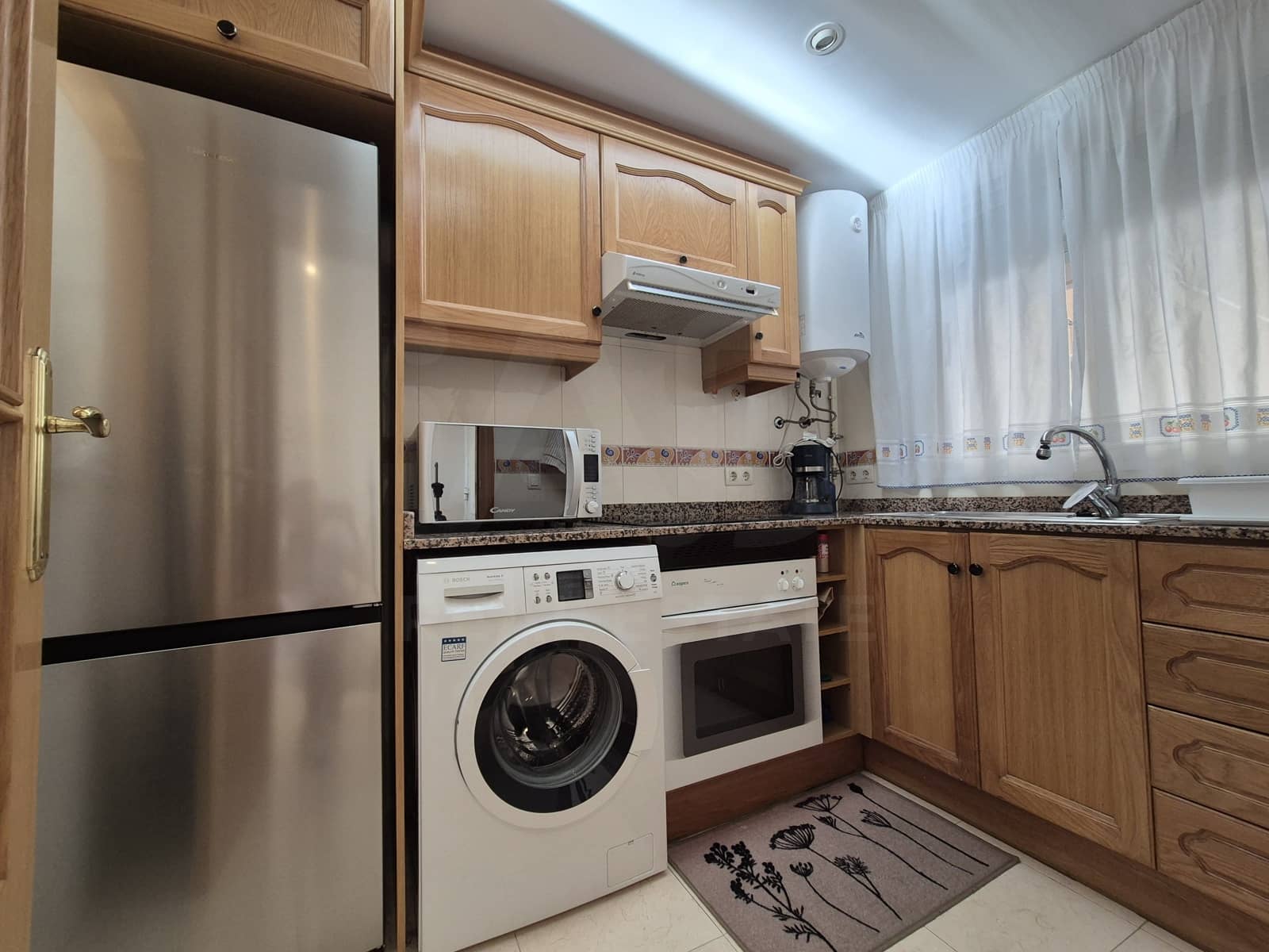 2 bedroom Apartment for sale in Oropesa  with pool garage - € 209,000 (Ref: 10121208)