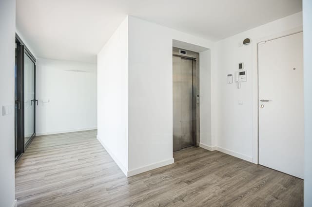 3 chambre Penthouse à vendre à Sitges avec piscine garage - 1 450 000 € (Ref: 10121209)