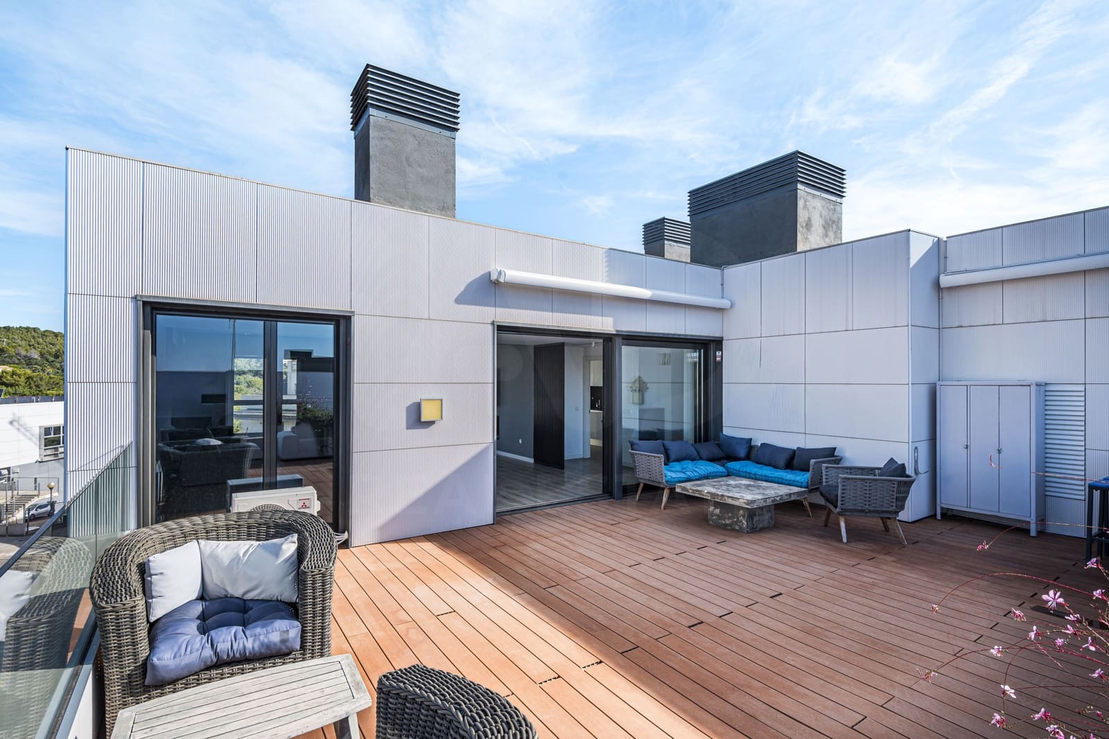 3 bedroom Penthouse for sale in Sitges with pool garage - € 1,450,000 (Ref: 10121209)