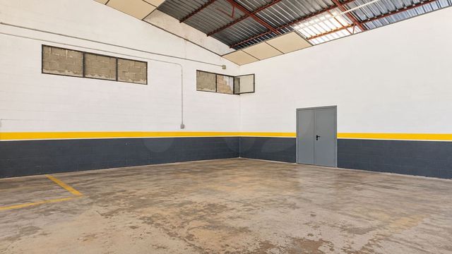 1 soverom Kommersiell til salgs i Valmojado - € 650 000 (Ref: 10121211)