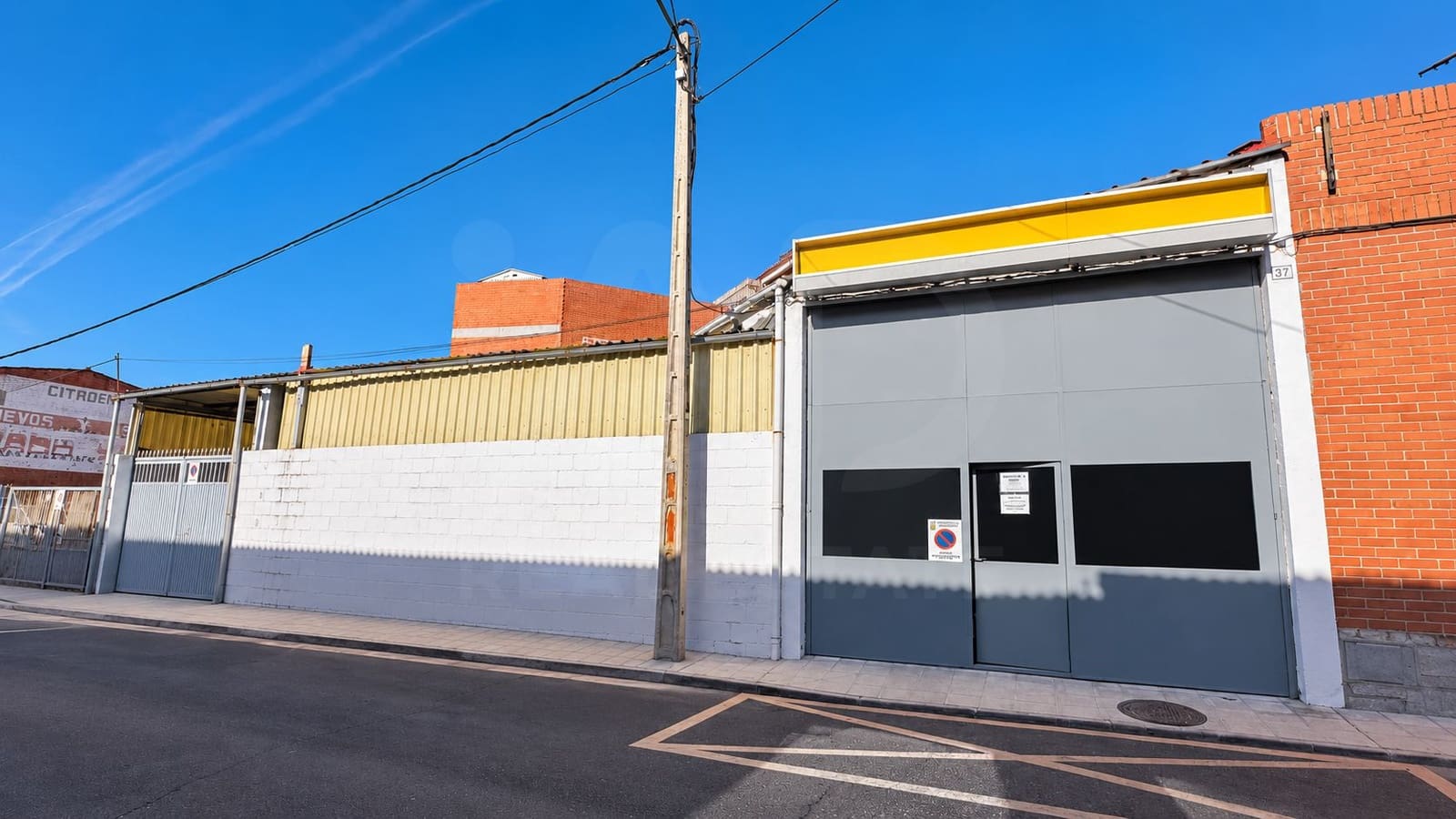 1 bedroom Commercial for sale in Valmojado - € 650,000 (Ref: 10121211)