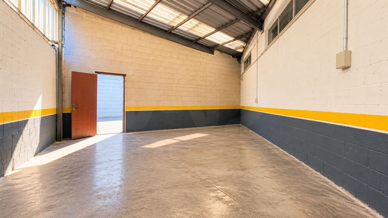 1 bedroom Commercial for sale in Valmojado - € 650,000 (Ref: 10121211)