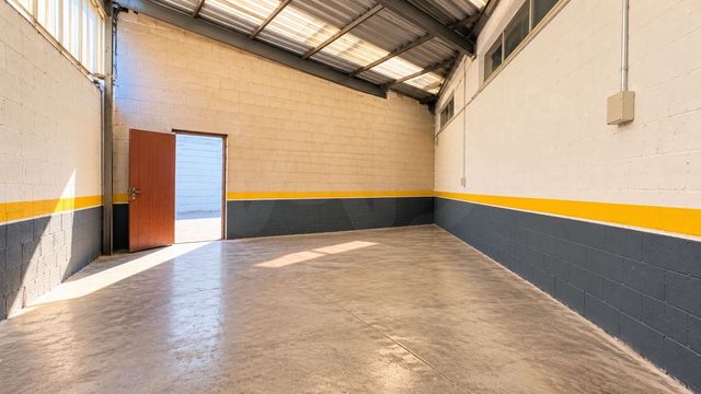 1 soverom Kommersiell til salgs i Valmojado - € 650 000 (Ref: 10121211)