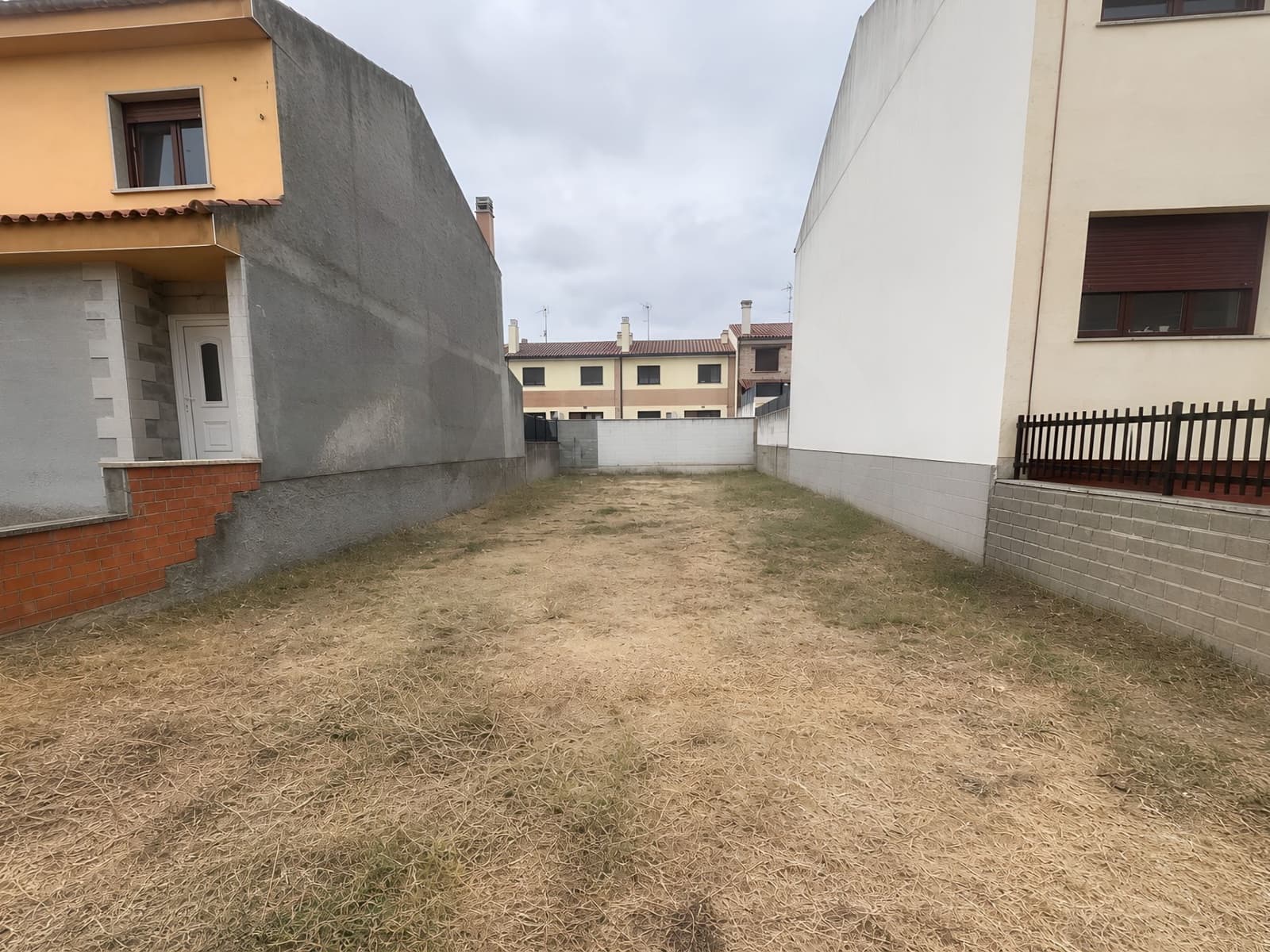 Undeveloped Land for sale in Ciudad Rodrigo - € 90,000 (Ref: 10121212)