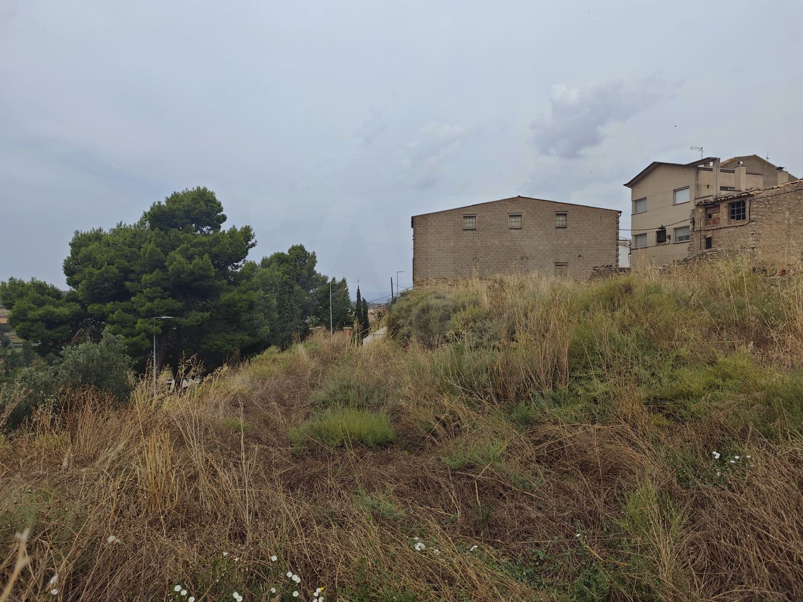 4 bedroom Townhouse for sale in Ivorra with garage - € 69,000 (Ref: 10121213)
