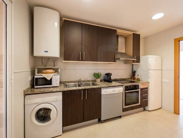 2 makuuhuone Rivitalo myytävänä paikassa Mont-roig del Camp mukana uima-altaan 
autotalli - 240 000 € (Ref: 10124470)