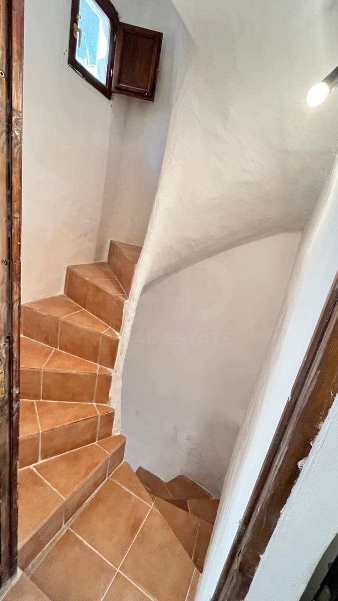 Chalet de 4 habitaciones en Jijona / Xixona en alquiler - 335 € (Ref: 10125030)