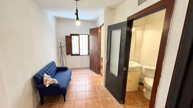 Chalet de 4 habitaciones en Jijona / Xixona en alquiler - 335 € (Ref: 10125030)
