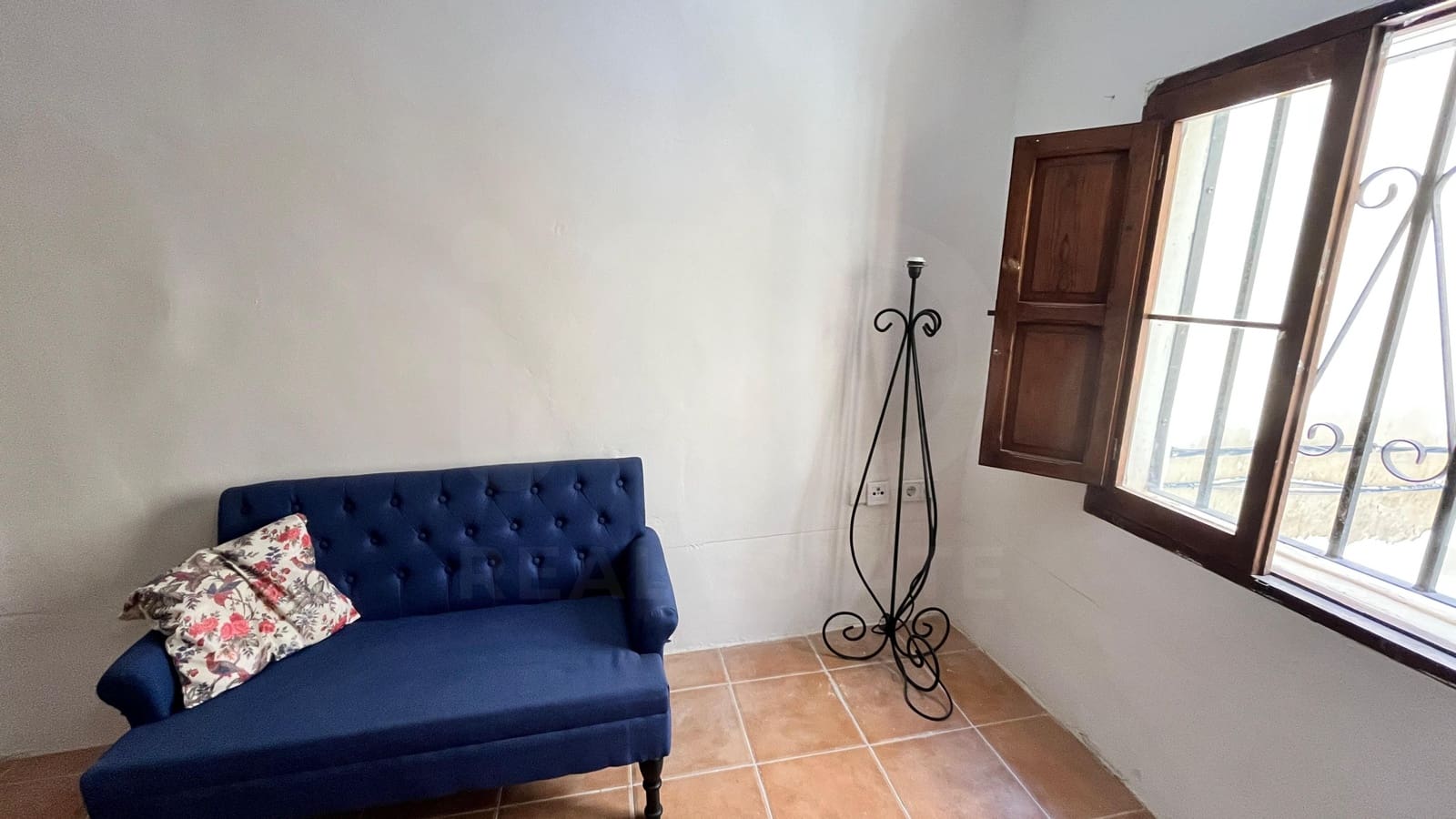 Chalet de 4 habitaciones en Jijona / Xixona en alquiler - 335 € (Ref: 10125030)