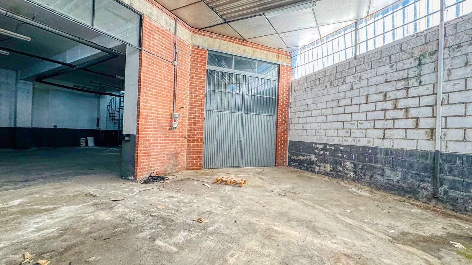 Commercial for sale in Valmojado with garage - € 362,100 (Ref: 10125032)
