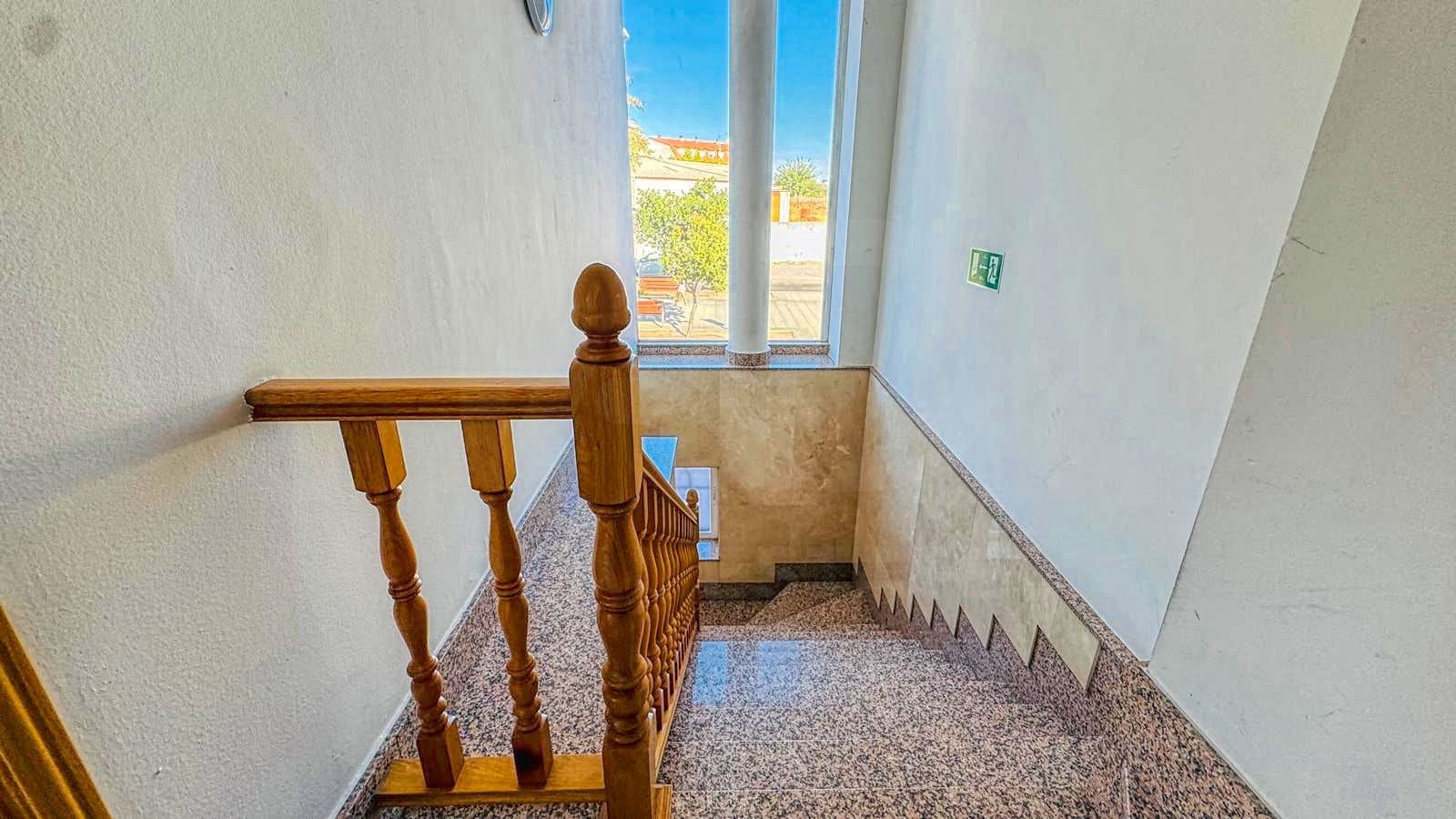 Commercial for sale in Valmojado with garage - € 362,100 (Ref: 10125032)