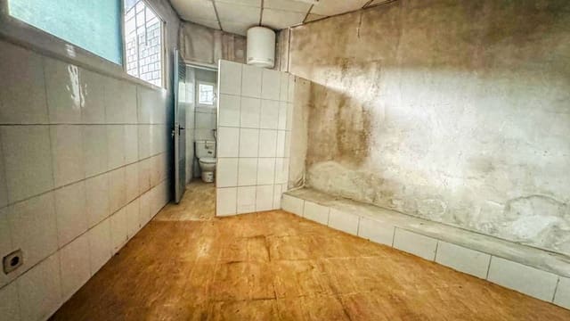 Commercial for sale in Valmojado with garage - € 362,100 (Ref: 10125032)