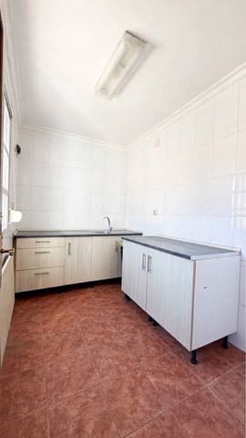 4 quarto Apartamento para venda em Ciudad Jardín, Málaga cidade - 265 000 € (Ref: 10125214)