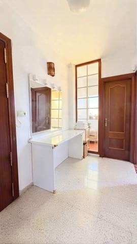 4 quarto Apartamento para venda em Ciudad Jardín, Málaga cidade - 265 000 € (Ref: 10125214)
