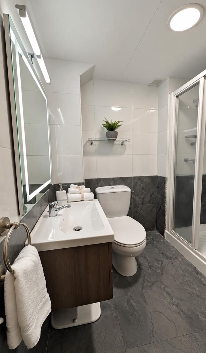 Apartamento de 2 habitaciones en Alicante / Alacant ciudad en venta con piscina - 495.000 € (Ref: 10125216)