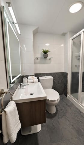Apartamento de 2 habitaciones en Playa de San Juan, Alicante / Alacant ciudad en venta con piscina - 495.000 € (Ref: 10125216)