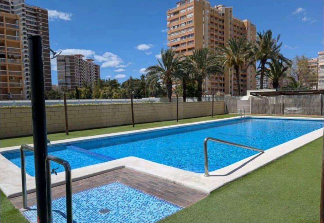 Apartamento de 2 habitaciones en Alicante / Alacant ciudad en venta con piscina - 495.000 € (Ref: 10125216)