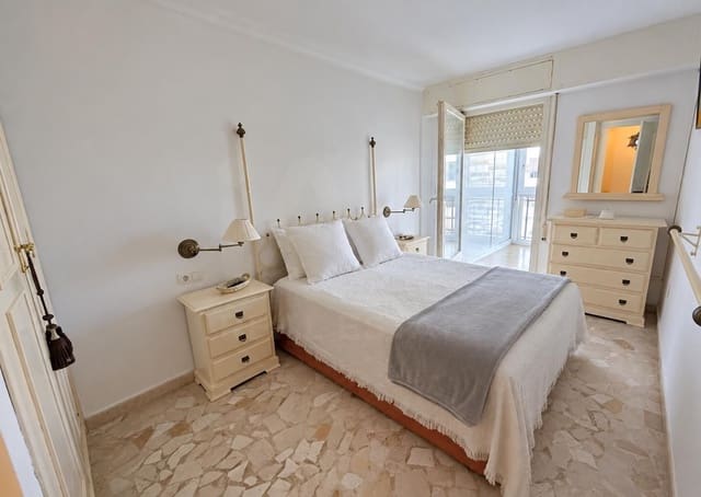 Apartamento de 2 habitaciones en Playa de San Juan, Alicante / Alacant ciudad en venta con piscina - 495.000 € (Ref: 10125216)