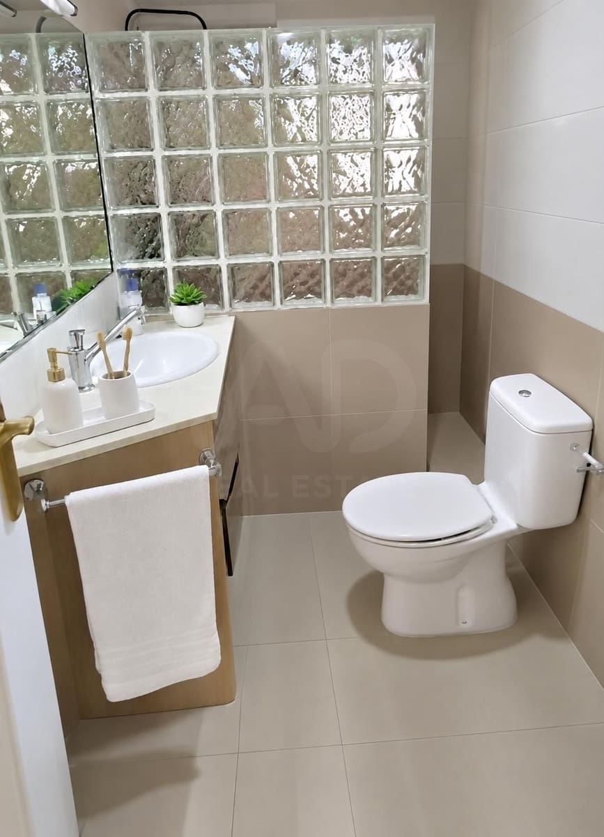 Apartamento de 2 habitaciones en Alicante / Alacant ciudad en venta con piscina - 495.000 € (Ref: 10125216)