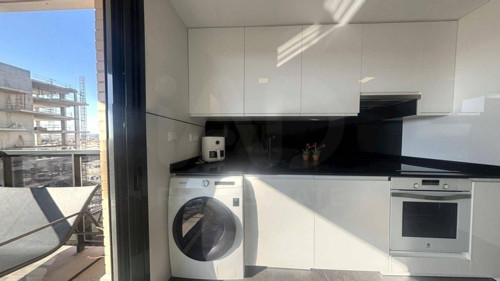 Apartamento de 2 habitaciones en El Campello en venta con piscina garaje - 489.000 € (Ref: 10125218)