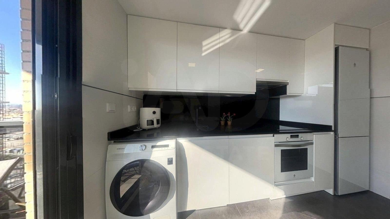 Apartamento de 2 habitaciones en El Campello en venta con piscina garaje - 489.000 € (Ref: 10125218)