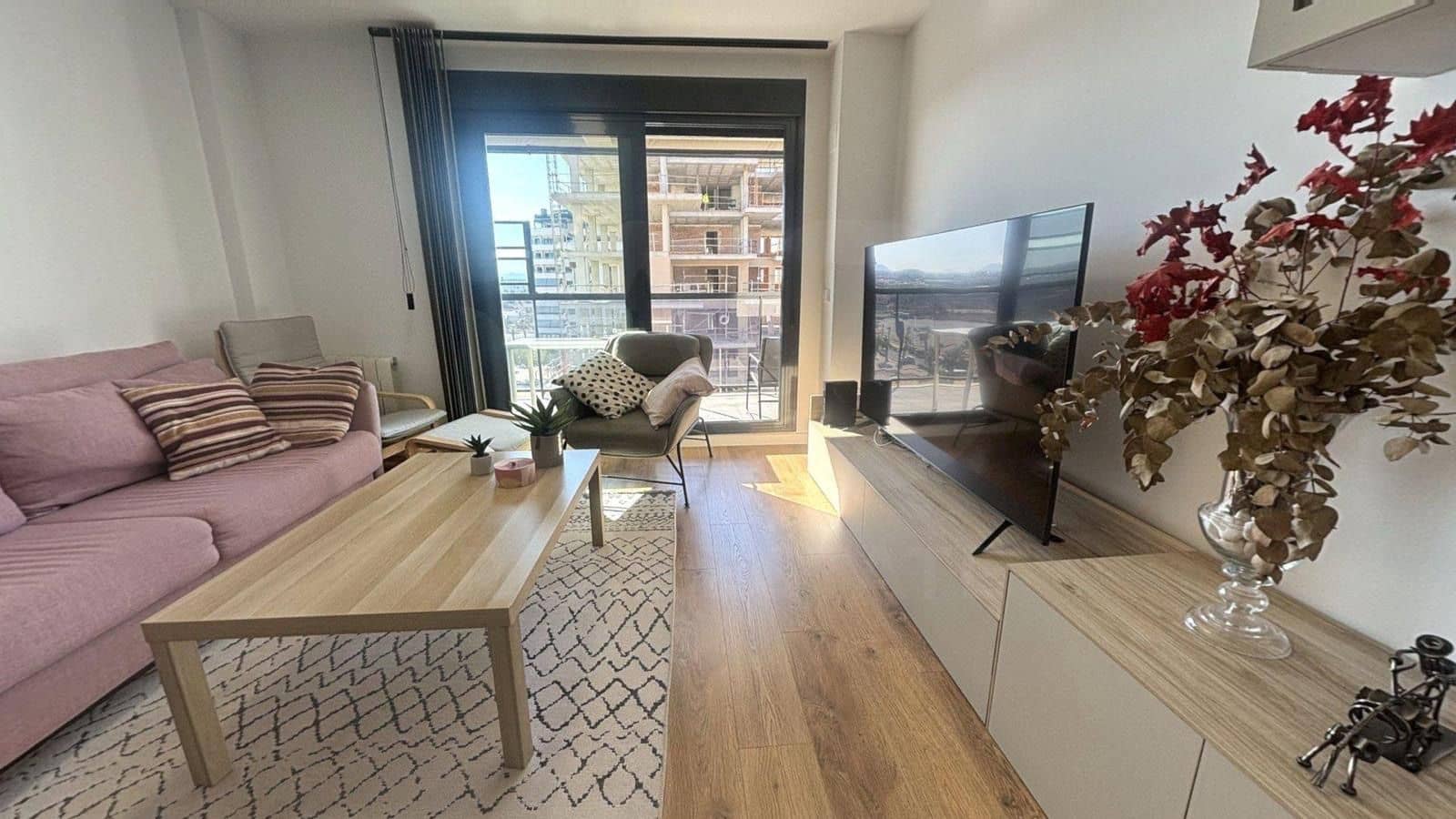 Apartamento de 2 habitaciones en El Campello en venta con piscina garaje - 489.000 € (Ref: 10125218)