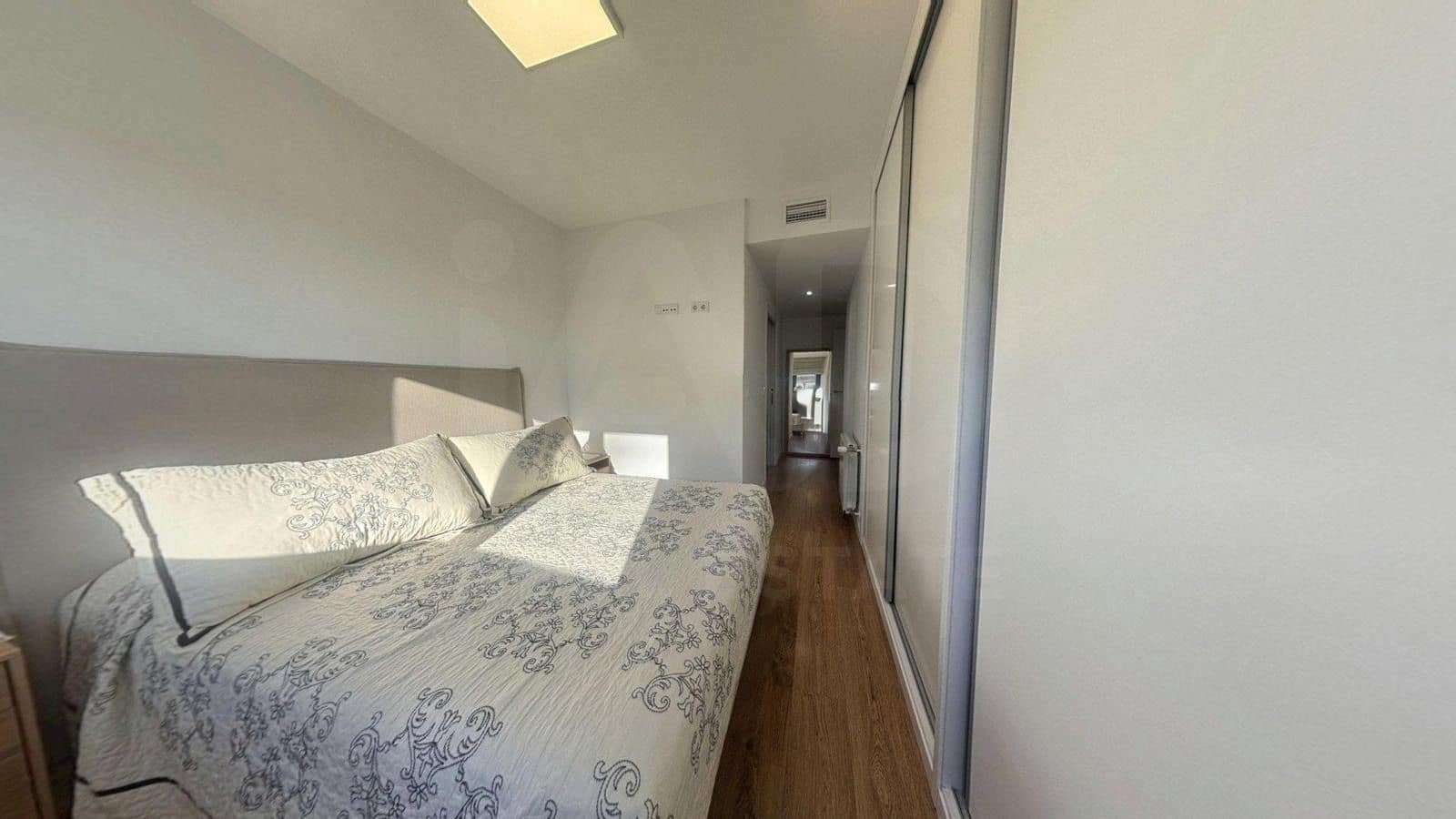Apartamento de 2 habitaciones en El Campello en venta con piscina garaje - 489.000 € (Ref: 10125218)