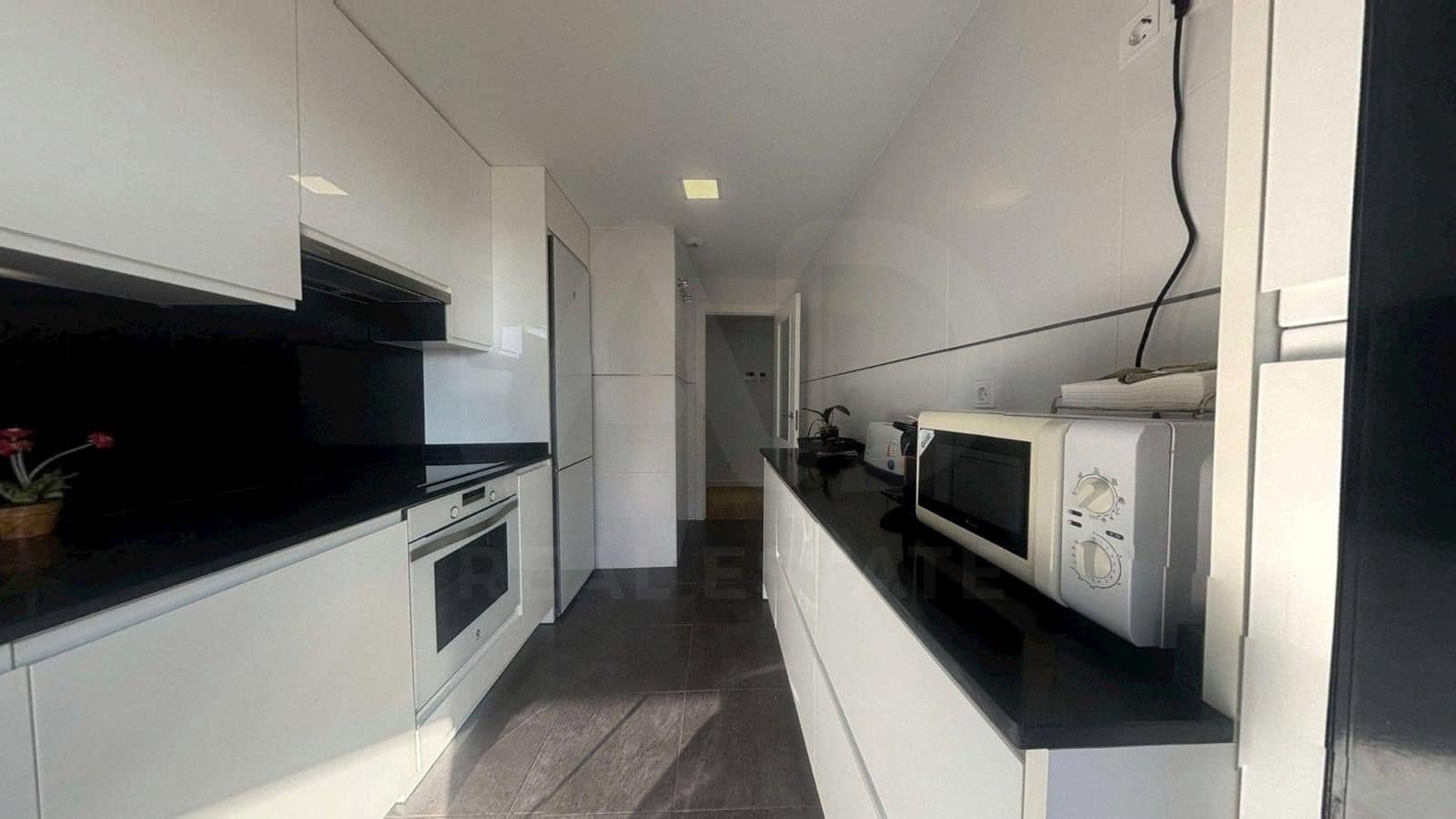 Apartamento de 2 habitaciones en El Campello en venta con piscina garaje - 489.000 € (Ref: 10125218)