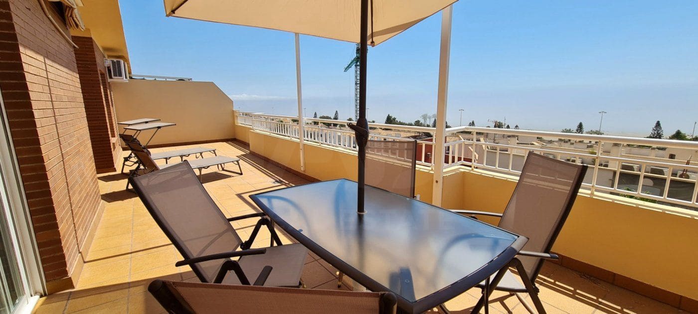 3 Zimmer Penthouse zu verkaufen in Roquetas de Mar mit Pool Garage - 315.000 € (Ref: 10125220)