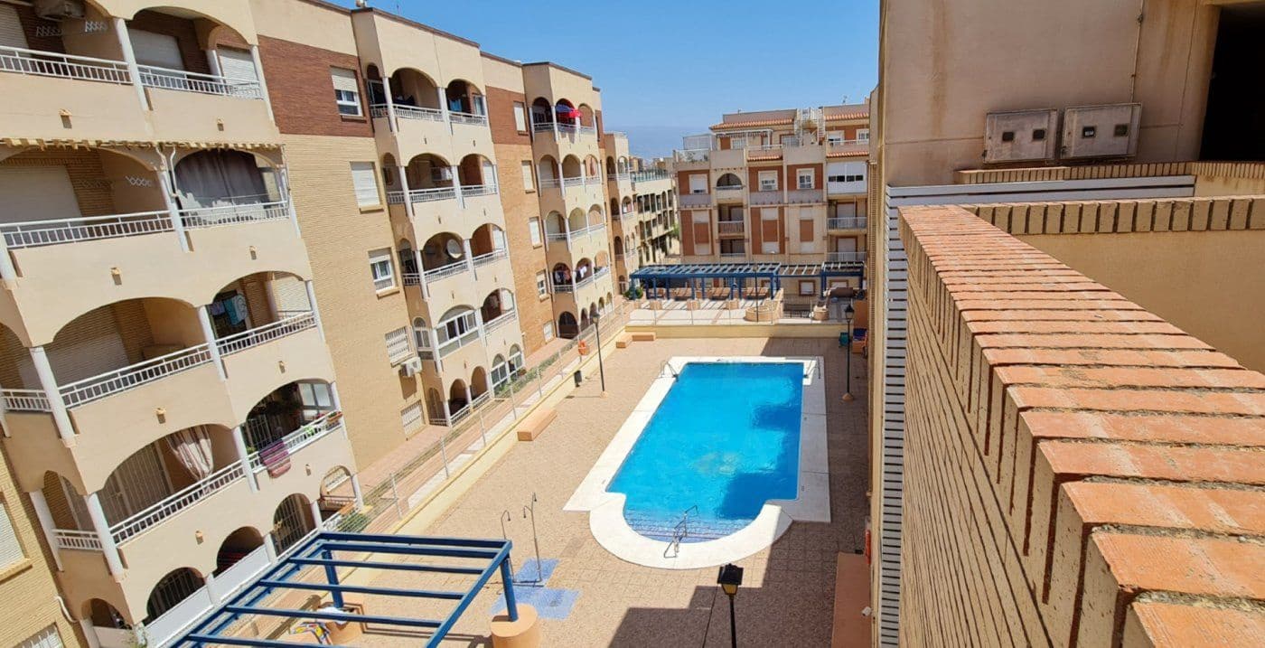 3 Zimmer Penthouse zu verkaufen in Roquetas de Mar mit Pool Garage - 315.000 € (Ref: 10125220)